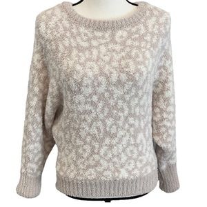 Jessica Simpson NWT Cheetah Sweater M